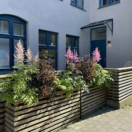 Apartament Flat In Valerenga's Historic Courtyard Oslo