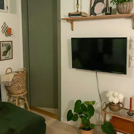 Flat In Valerenga's Historic Courtyard